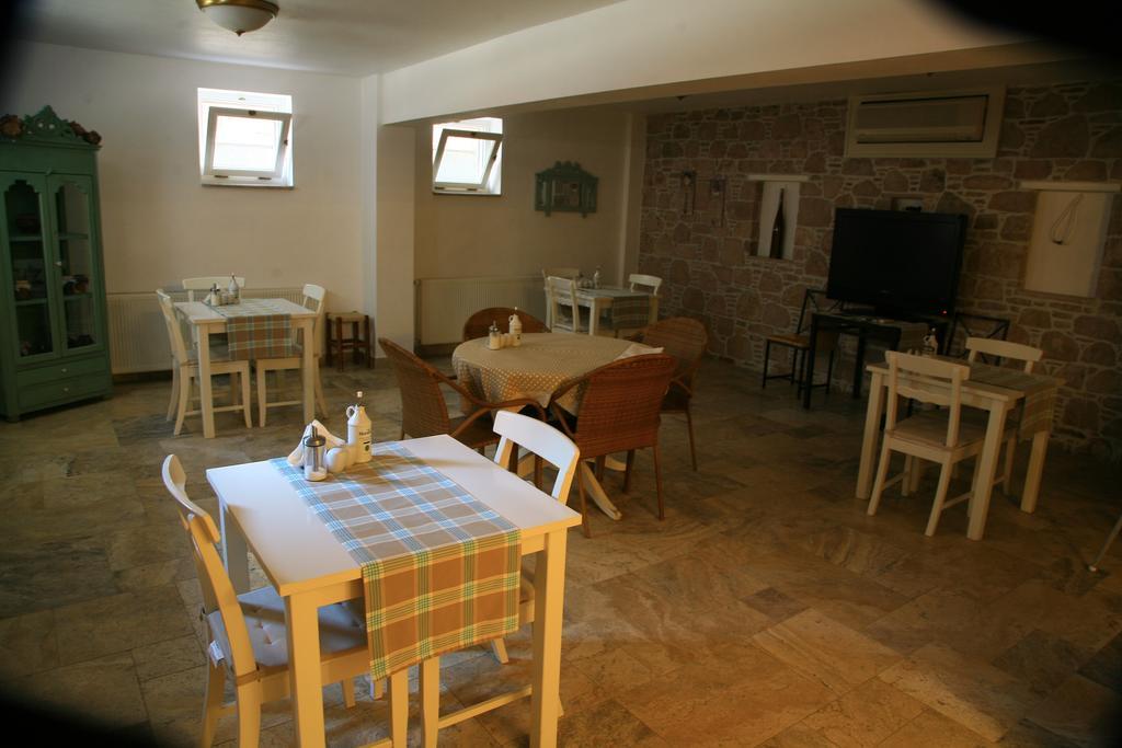 Gule Cunda Hotel ไอวาลิค ภายนอก รูปภาพ