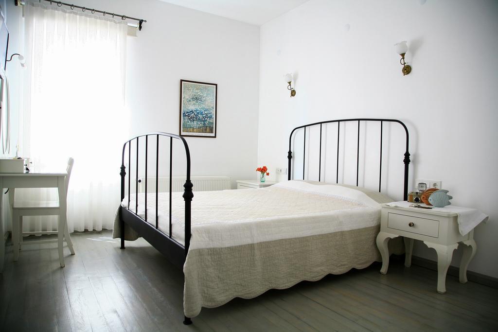 Gule Cunda Hotel ไอวาลิค ภายนอก รูปภาพ