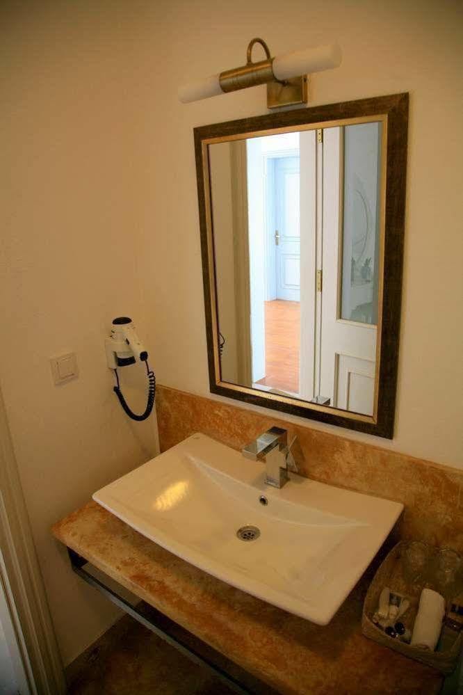 Gule Cunda Hotel ไอวาลิค ภายนอก รูปภาพ