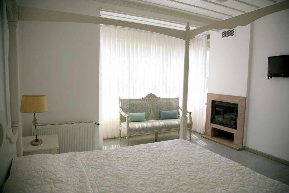 Gule Cunda Hotel ไอวาลิค ภายนอก รูปภาพ